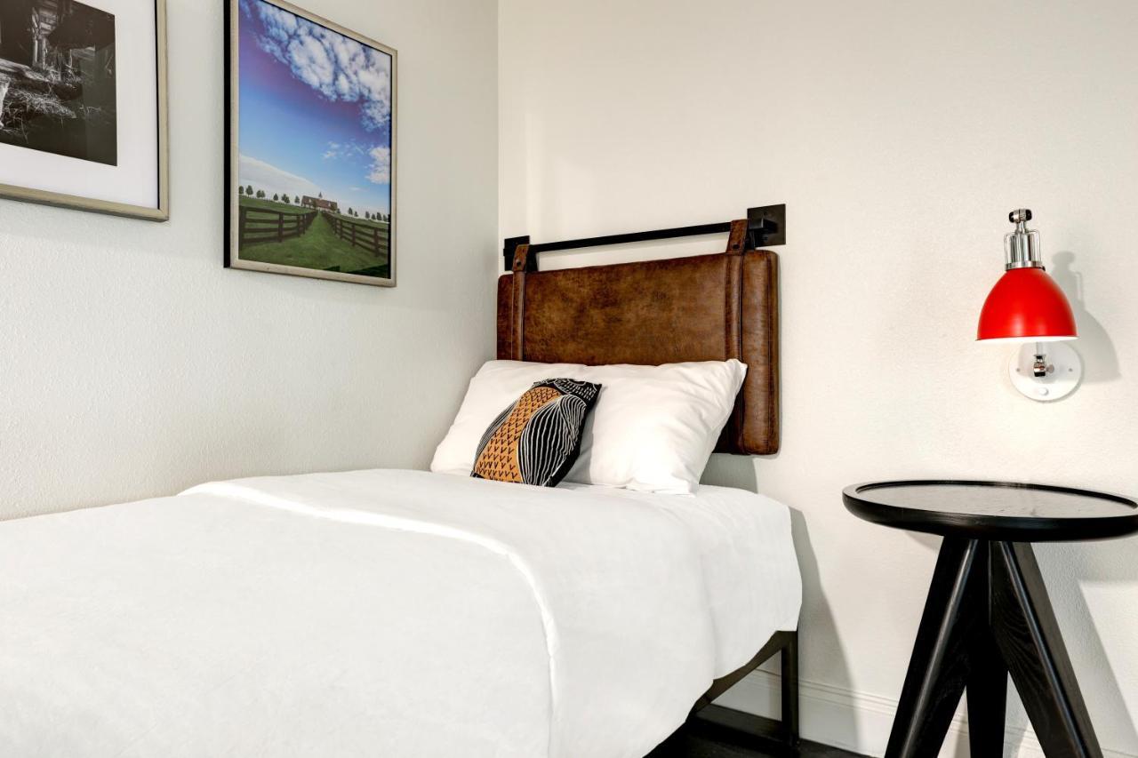 Elwood Hotel & Suites Lexington Eksteriør billede